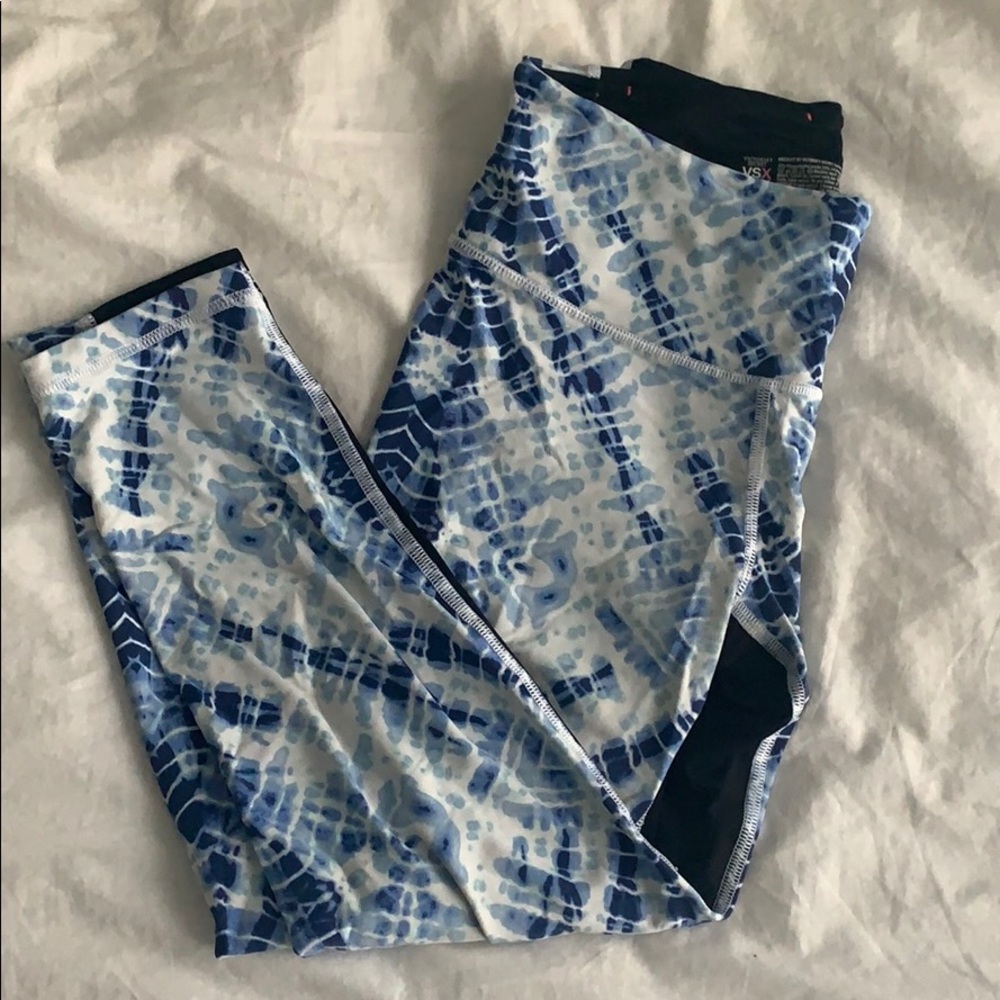 Victoria’s Secret Sport cropped legging